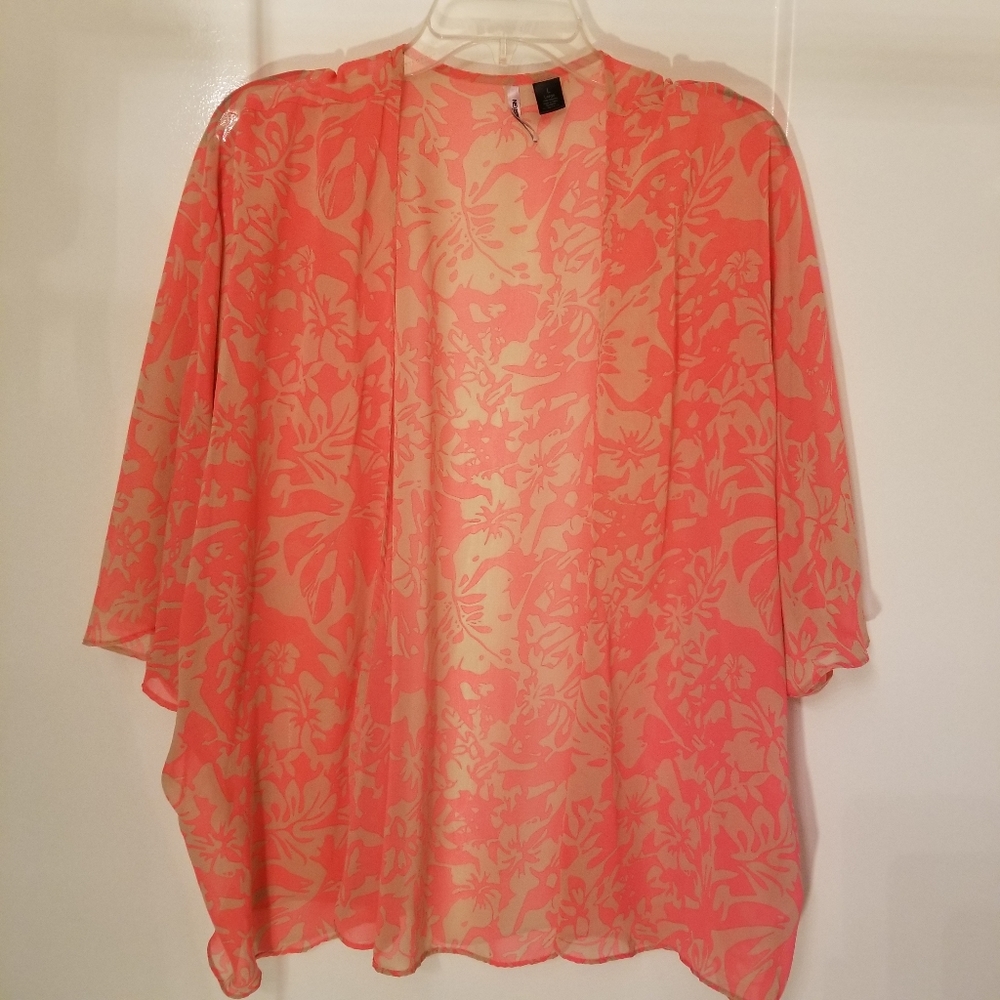 Love by Design kimono size Large, Salmon & Beige